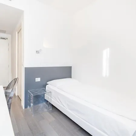 Hotel On The Rock 3*